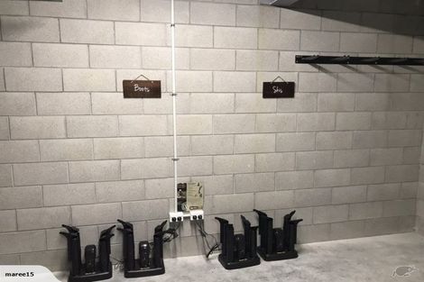 Photo of property in 11b Saint Peters Place, Queenstown, 9300