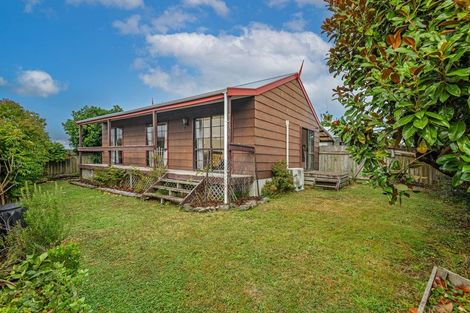 Photo of property in 3 Dahlstrom Grove, Kelvin Grove, Palmerston North, 4414