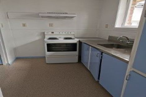 Photo of property in 6 Karamu Street, Te Atatu Peninsula, Auckland, 0610