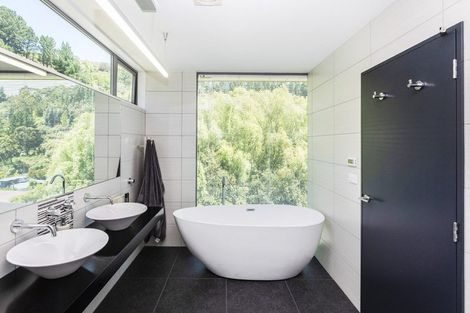 Photo of property in 1 Stonehaven Terrace, Hillsborough, Christchurch, 8022