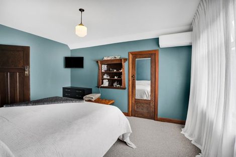 Photo of property in 34 Robe Street, New Plymouth, 4310