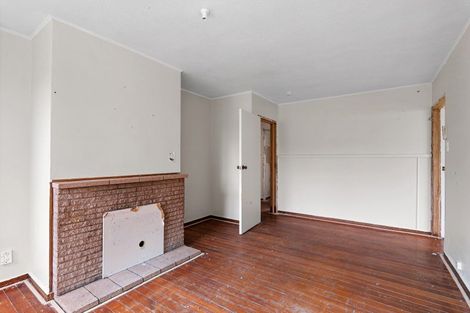 Photo of property in 21 Shirley Road, Mairehau, Christchurch, 8013