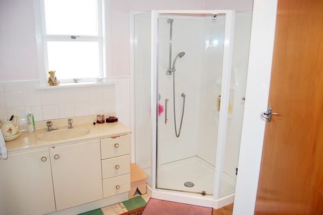 Photo of property in 23 Bellevue Avenue, Wellsford, 0900