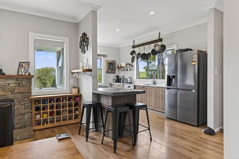 Photo of property in 161 Ranganui Road, Kaiwaka, 0573