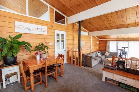 Photo of property in 43 Mahana Road, Ngatea, 3503