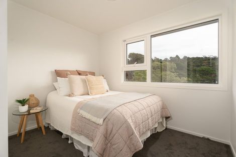 Photo of property in 50 Exploration Way, Whitby, Porirua, 5024