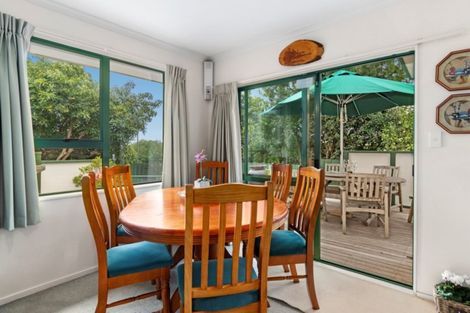 Photo of property in 5 Zachary Place, Welcome Bay, Tauranga, 3112