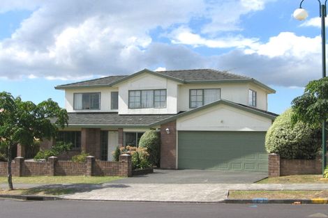 Photo of property in 23 Vermeer Place, West Harbour, Auckland, 0618