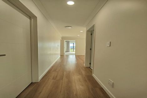 Photo of property in 37 Elevation Street, Flat Bush, Auckland, 2019