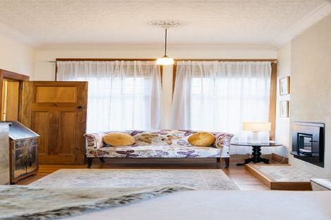 Photo of property in 247 Ravensbourne Road, Ravensbourne, Dunedin, 9022