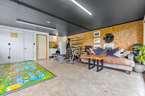 Photo of property in 2/310 Glenvar Road, Torbay, Auckland, 0630