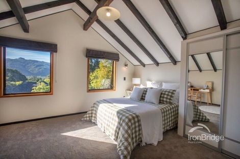 Photo of property in 6b Chatsworth Road, Silverstream, Upper Hutt, 5019