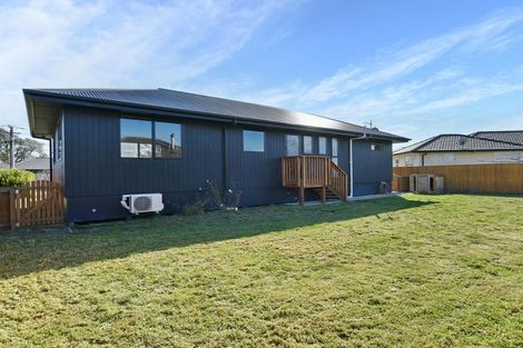 Photo of property in 16 Corhampton Street, Aranui, Christchurch, 8061