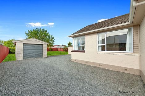 Photo of property in 24 Bournemouth Crescent, Aranui, Christchurch, 8061