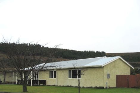 Photo of property in 48 Fache Street, Clyde, 9330