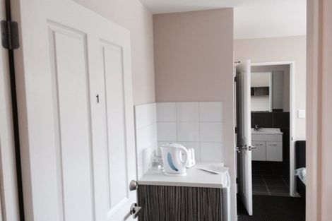 Photo of property in 17 Suffolk Street, Phillipstown, Christchurch, 8011