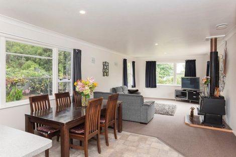 Photo of property in 35 Royd Road West, Makauri, Gisborne, 4071