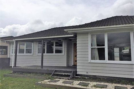 Photo of property in 17 Evans Place, Papakura, 2110