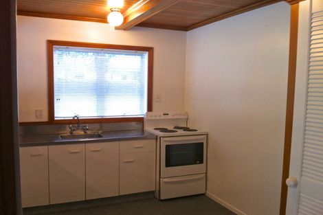 Photo of property in 3 Hillside Crescent North, Leigh, Auckland, 0985