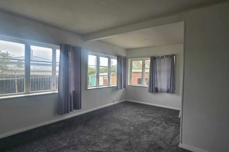 Photo of property in 31 Elizabeth Street, Moera, Lower Hutt, 5010
