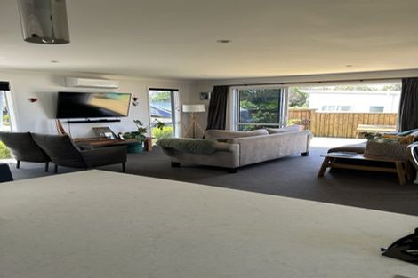 Photo of property in 55 Athenree Road, Athenree, Katikati, 3177