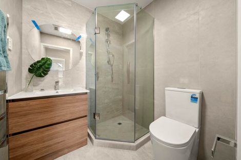 Photo of property in 10c Clensmore Place, Torbay, Auckland, 0630