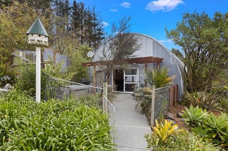 Photo of property in 37 Govan Wilson Road, Whangaripo, Warkworth, 0985