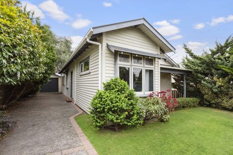 Photo of property in 15 Atiawa Street, Petone, Lower Hutt, 5012