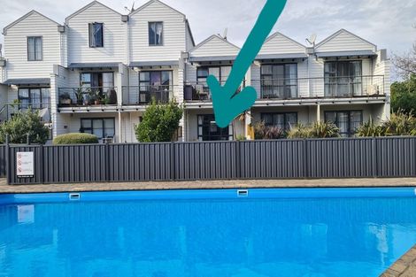 Photo of property in 7/5 Carolina Place, Albany, Auckland, 0632