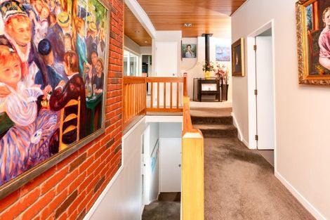 Photo of property in 28 Welland Place, Island Bay, Wellington, 6023