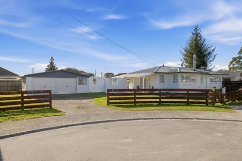 Photo of property in 5 Kouma Place, Fairy Springs, Rotorua, 3015