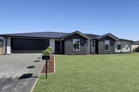 Photo of property in 30 Kahurangi Road, Halswell, Christchurch, 8025