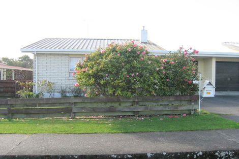 Photo of property in 2 Campbell Street, Feilding, 4702