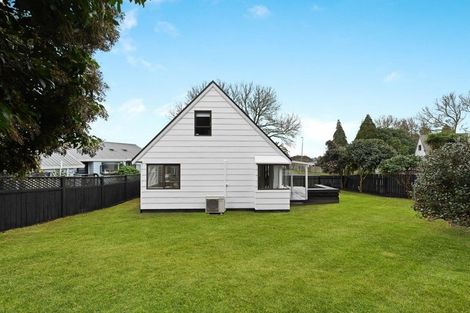 Photo of property in 17 Caulfield Place, Nawton, Hamilton, 3200