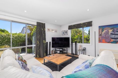 Photo of property in 51a Main Road, Redcliffs, Christchurch, 8081