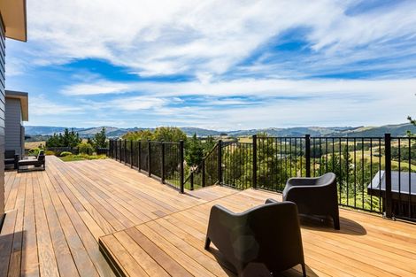 Photo of property in 136 Endeavour Drive, Whitby, Porirua, 5024