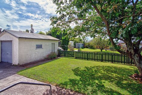 Photo of property in 6 Lansdowne Crescent, Lansdowne, Masterton, 5810