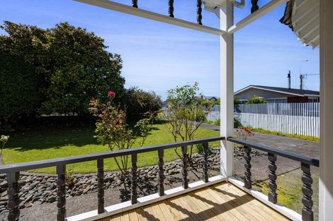 Photo of property in 25 Argyle Street, Hawera, 4610