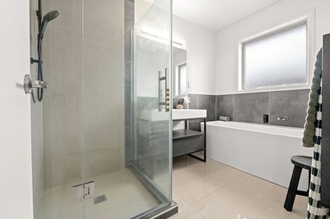 Photo of property in 10 Paiaka Place, Rototuna North, Hamilton, 3210