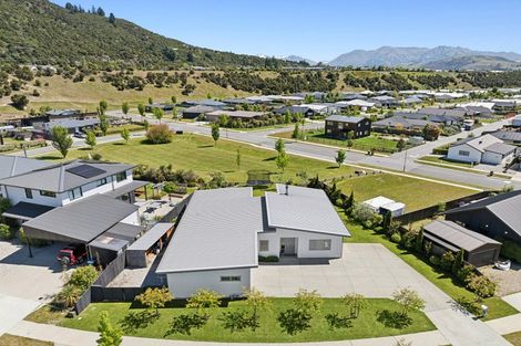 Photo of property in 62 Sherwin Avenue, Albert Town, Wanaka, 9305