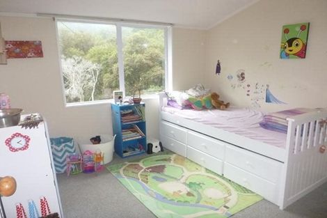Photo of property in 16 Ngahere Street, Stokes Valley, Lower Hutt, 5019