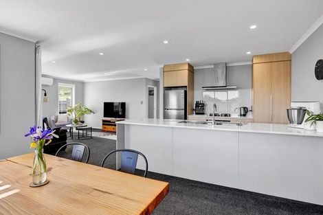 Photo of property in 32 Larlin Drive, Hawera, 4675