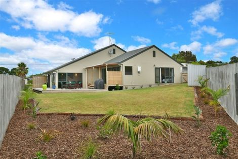 Photo of property in 4 Langton Road, Stanmore Bay, Whangaparaoa, 0932