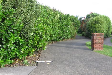 Photo of property in 38 Waipuia Place, Greenhithe, Auckland, 0632