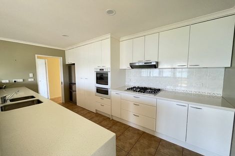 Photo of property in 33 Pendennis Point, Camborne, Porirua, 5026