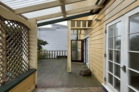 Photo of property in 107 Pirie Street, Mount Victoria, Wellington, 6011