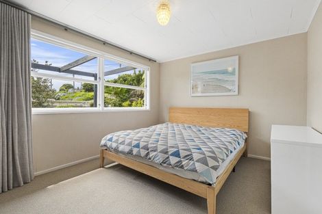 Photo of property in 52 Pitcairn Street, Oakura, 4314