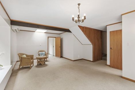 Photo of property in 4/249 Muritai Road, Eastbourne, Lower Hutt, 5013