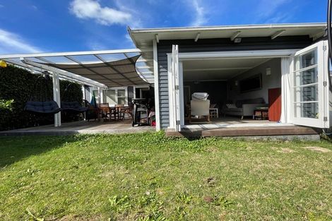 Photo of property in 24 Amaru Road, One Tree Hill, Auckland, 1061