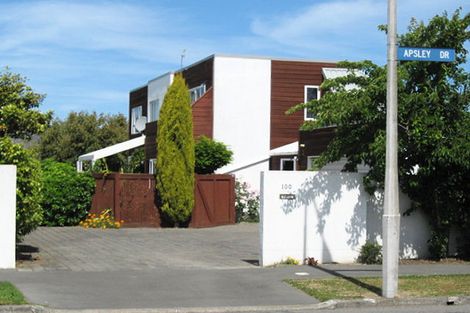 Photo of property in 100 Apsley Drive, Avonhead, Christchurch, 8042